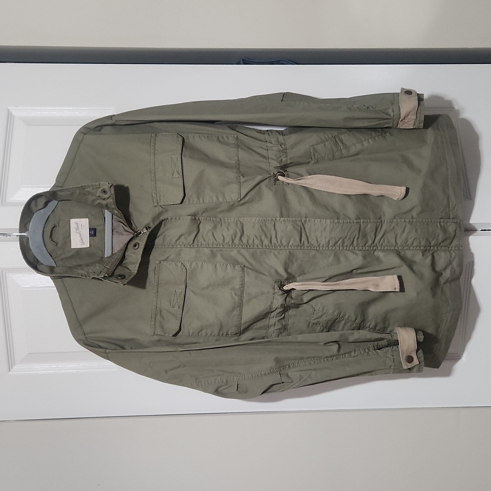 Universal Thread Olive green utility jacket: size medium